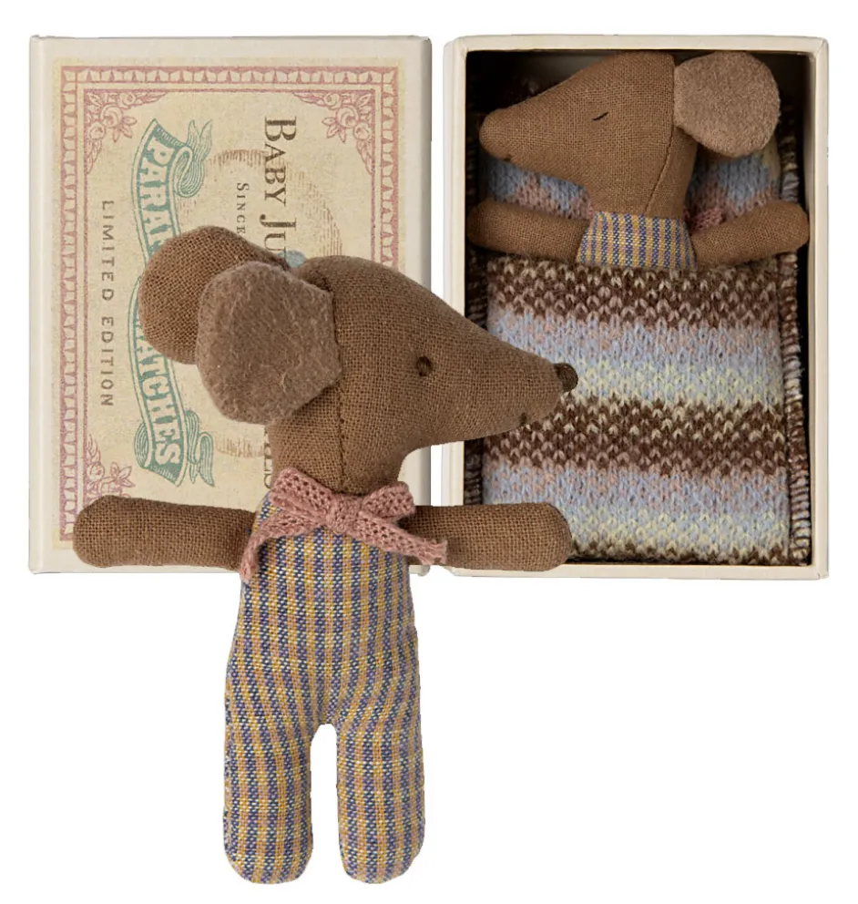 Maileg Sleepy Wakey Baby-Mäusemädchen in Streichholzschachtel