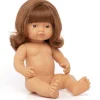 Miniland-Puppenmädchen mit roten Haaren